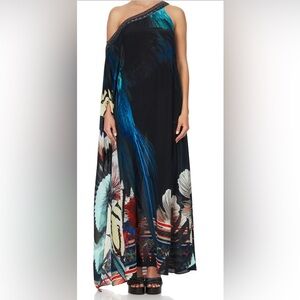 One Shoulder Kaftan With Neckband
Night Flight